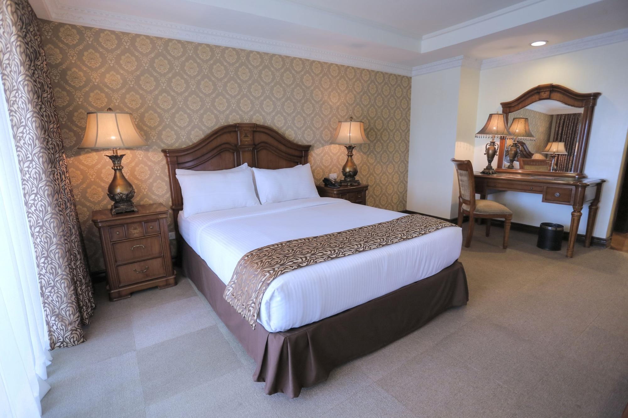 Villa Caceres Hotel Naga  Bagian luar foto