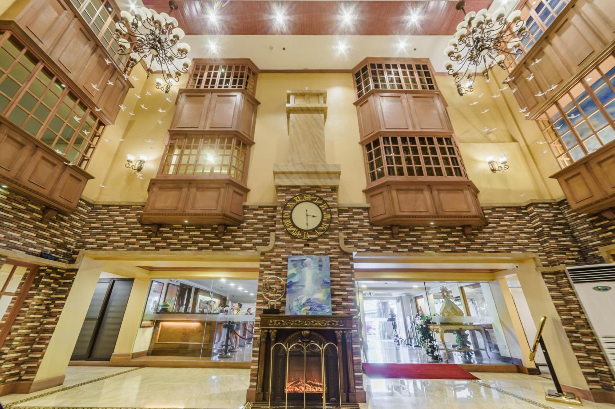 Villa Caceres Hotel Naga  Bagian luar foto