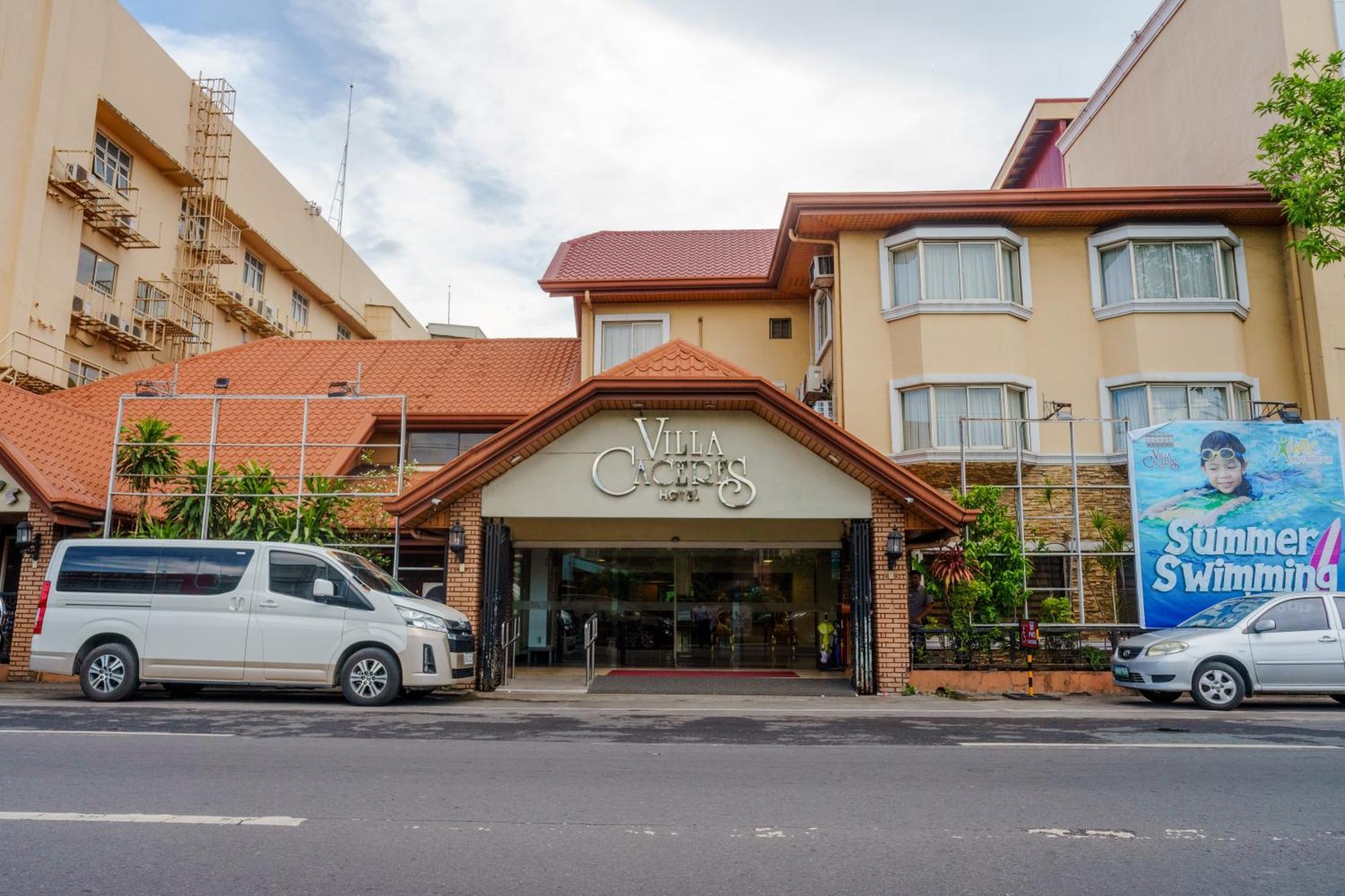 Villa Caceres Hotel Naga  Bagian luar foto